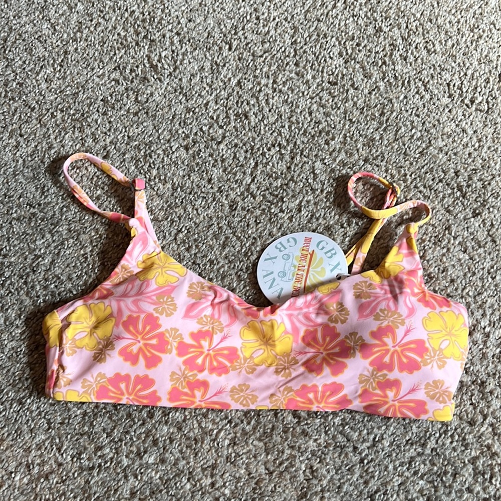brand new with tags GBxANA collab! The actual softest bikini i’ve ever felt